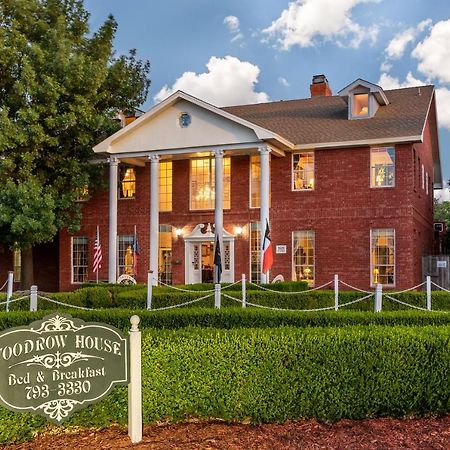 Woodrow House Bed & Breakfast 러벅 외부 사진