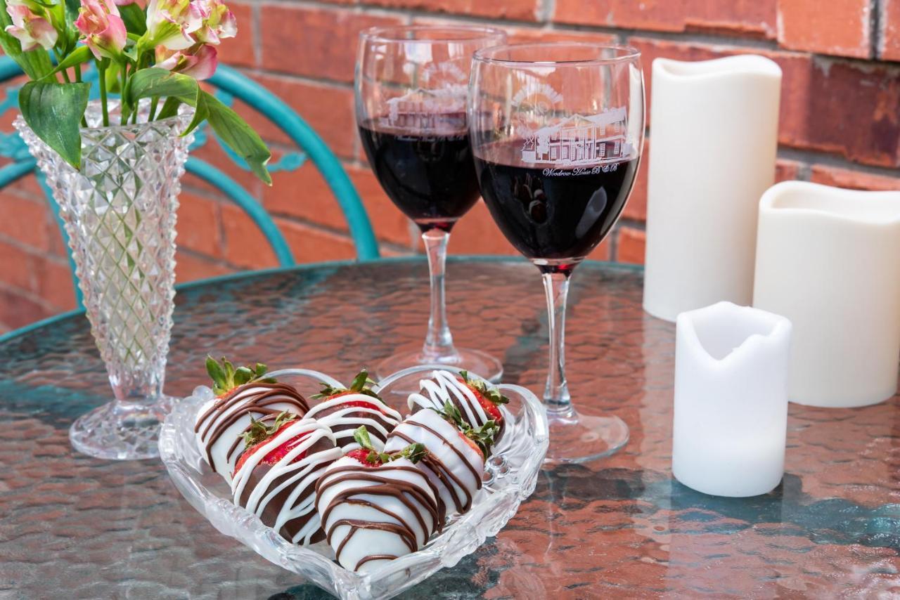 Woodrow House Bed & Breakfast 러벅 외부 사진