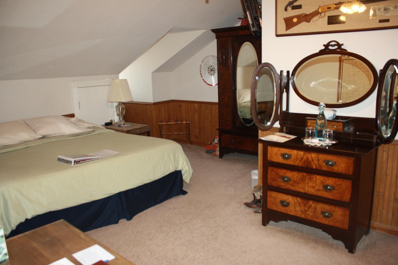 Woodrow House Bed & Breakfast 러벅 외부 사진
