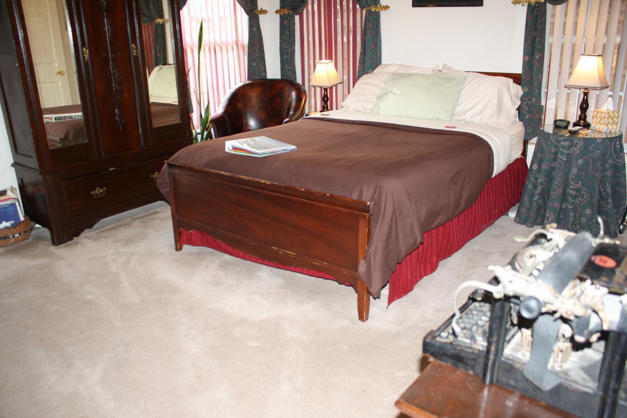 Woodrow House Bed & Breakfast 러벅 외부 사진